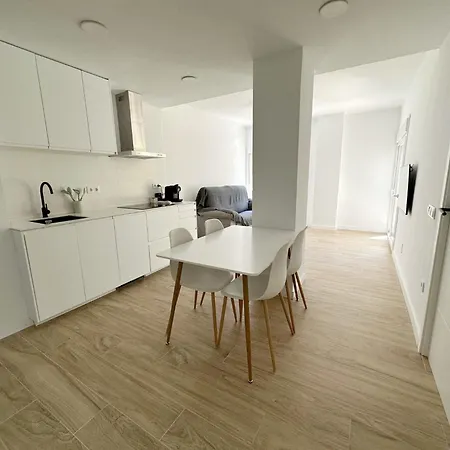 Apartman Galiria, Pals